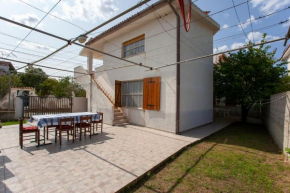 Casa con giardino Posada